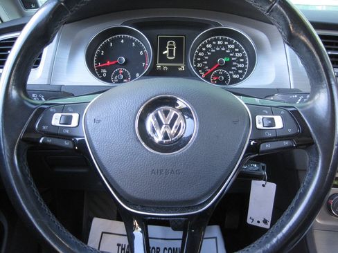 Used 2015 Volkswagen Golf S FWD image 26