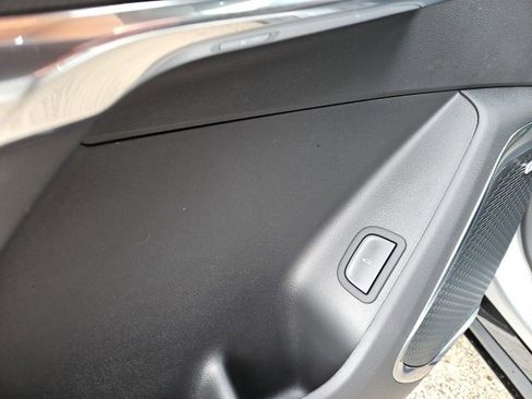 New 2026 Chevrolet Traverse RS image 27