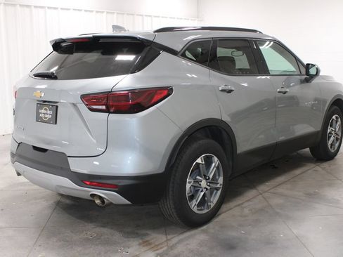 Used 2024 Chevrolet Blazer LT w/ Convenience Package FWD image 9