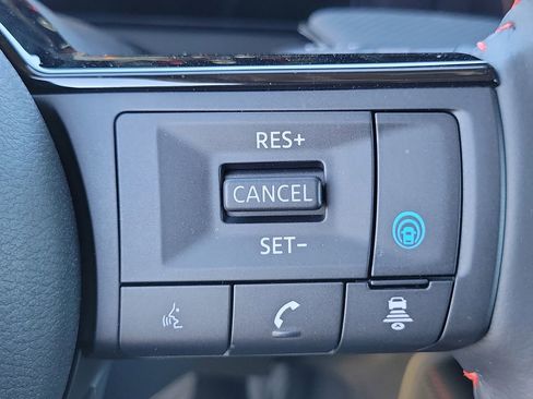 New 2026 Nissan Kicks SR w/ Illumination Package image 9