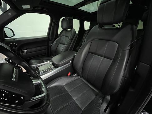 Used 2018 Land Rover Range Rover Sport HSE Dynamic image 15