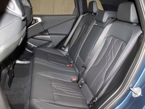 Used 2025 BMW X3 xDrive30i image 17