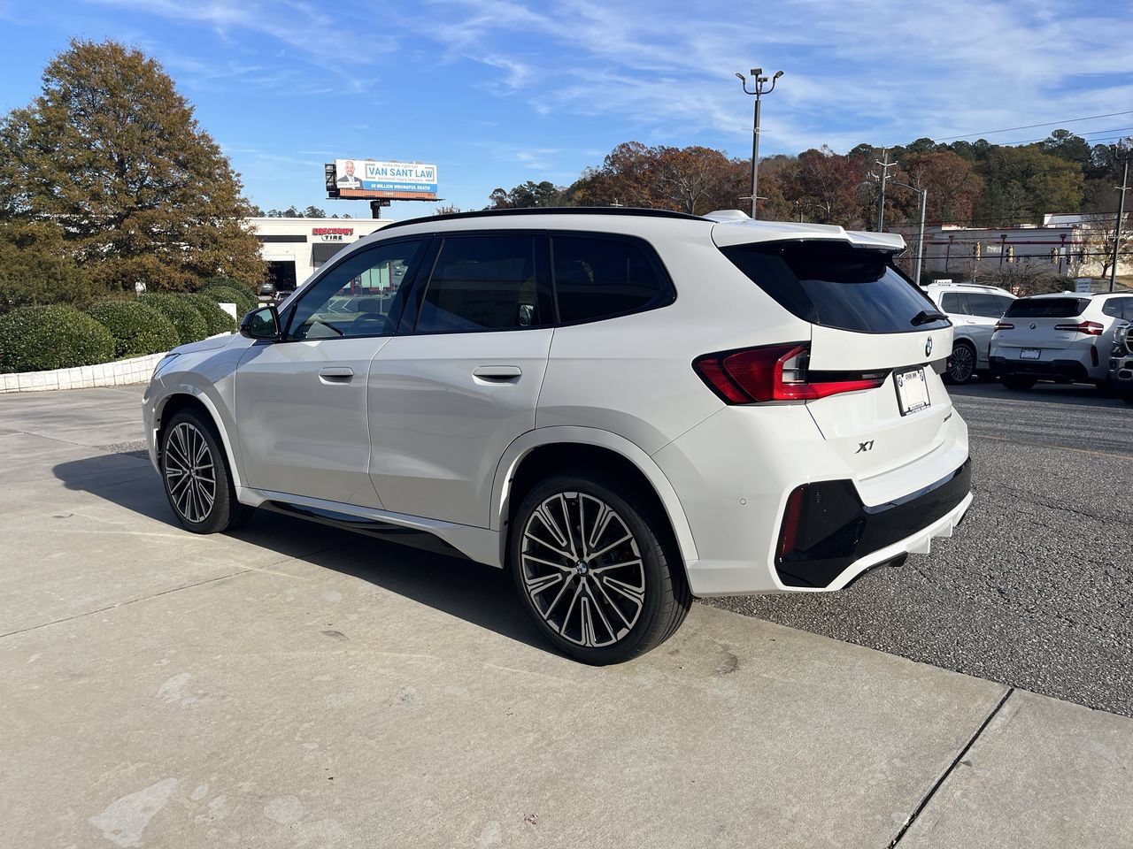 Certified 2026 BMW X1 xDrive28i w/ M Sport Package AWD/4WD image 6