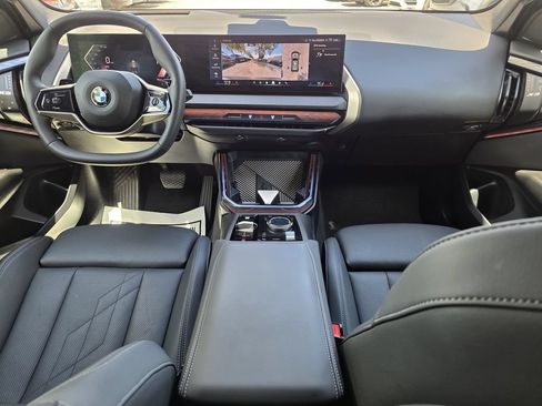 Used 2025 BMW X3 xDrive30i AWD/4WD image 12