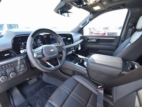 New 2026 Chevrolet Suburban High Country image 10