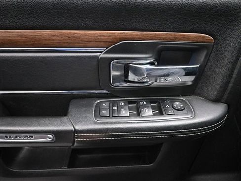 Used 2015 RAM 1500 Laramie image 27