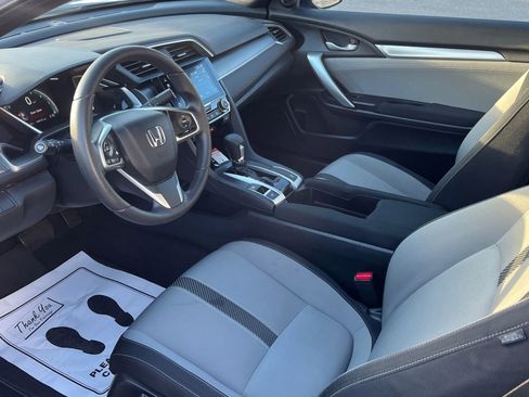 Used 2017 Honda Civic EX-T image 16
