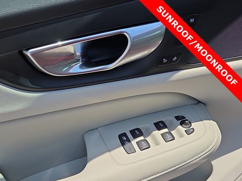 Used 2024 Volvo S60 B5 Plus FWD image 13