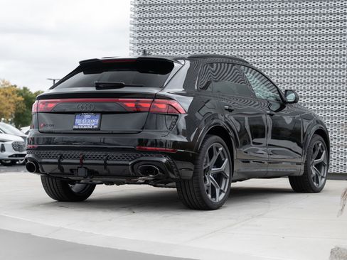 New 2026 Audi RS Q8 performance image 4
