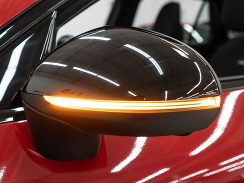 Used 2025 Mercedes-Benz GLC 43 AMG 4MATIC image 45