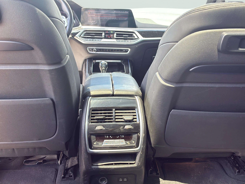 Used 2019 BMW X7 xDrive40i w/ Premium Package AWD/4WD image 23