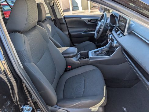 Used 2025 Toyota RAV4 LE image 8