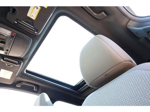 New 2026 Subaru Forester Premium AWD/4WD image 36