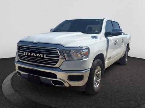 Used 2024 RAM 1500 Laramie AWD/4WD image 1