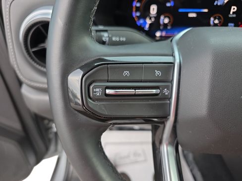 Used 2024 Chevrolet Colorado LT w/ LT Convenience Package RWD image 14