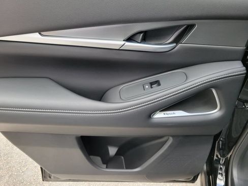 New 2027 INFINITI QX60 Luxe FWD image 9