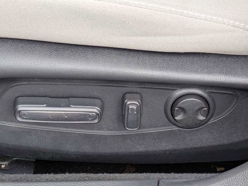 Certified 2023 Honda Accord EX image 15