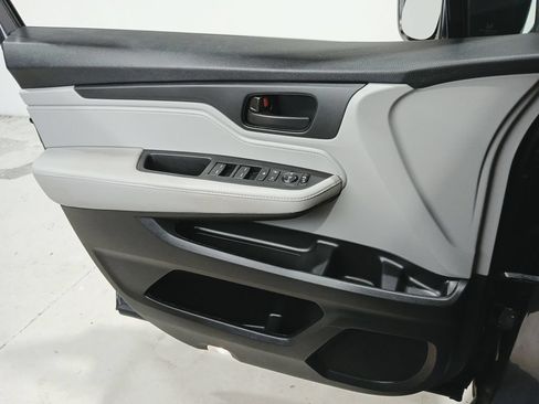Used 2022 Honda Odyssey EX image 31
