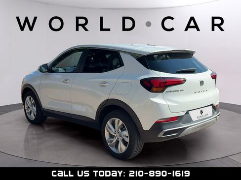 Used 2025 Buick Encore GX Preferred FWD image 5