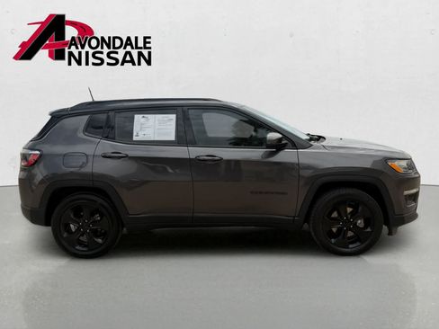 Used 2021 Jeep Compass Latitude w/ Sun and Sound Group FWD image 7