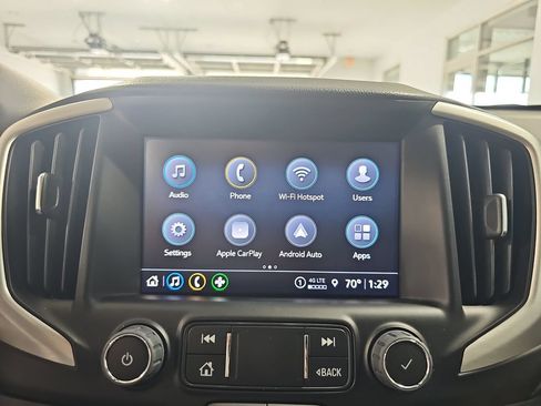 Used 2024 GMC Terrain SLT w/ Elevation Edition AWD/4WD image 27