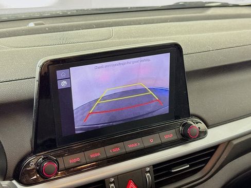 Certified 2023 Kia Forte LXS FWD image 13