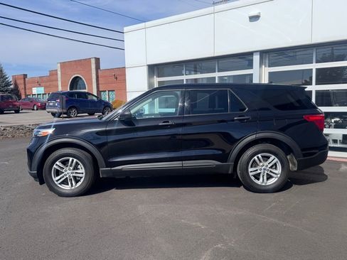 Used 2023 Ford Explorer 4WD image 3
