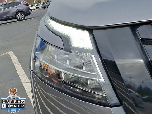 Used 2023 Nissan Pathfinder SL w/ SL Premium Package AWD/4WD image 12