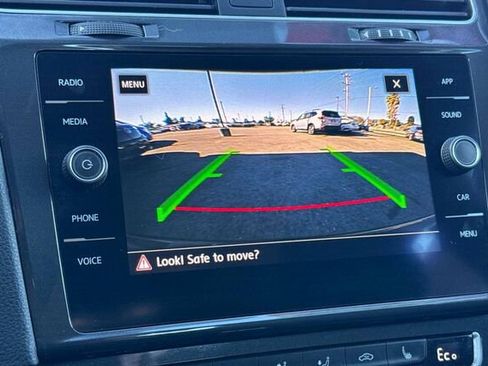 Used 2019 Volkswagen e-Golf SE w/ Driver Assistance Package image 19