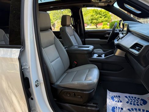 Used 2022 Chevrolet Tahoe Z71 w/ Luxury Package AWD/4WD image 60