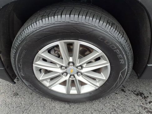 Used 2023 Chevrolet Traverse LT AWD/4WD image 33