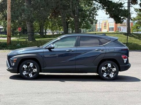 Used 2025 Hyundai Kona SEL FWD image 7