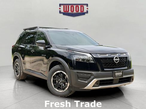 Used 2025 Nissan Pathfinder Rock Creek AWD/4WD image 1