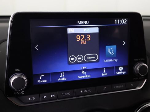 Used 2023 Nissan Sentra SV image 40