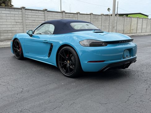 Certified 2019 Porsche 718 Boxster GTS image 3