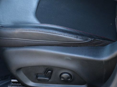 Used 2023 Jeep Compass Trailhawk w/ Trailhawk Convenience Group image 13