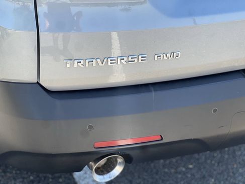 Used 2023 Chevrolet Traverse LT AWD/4WD image 24