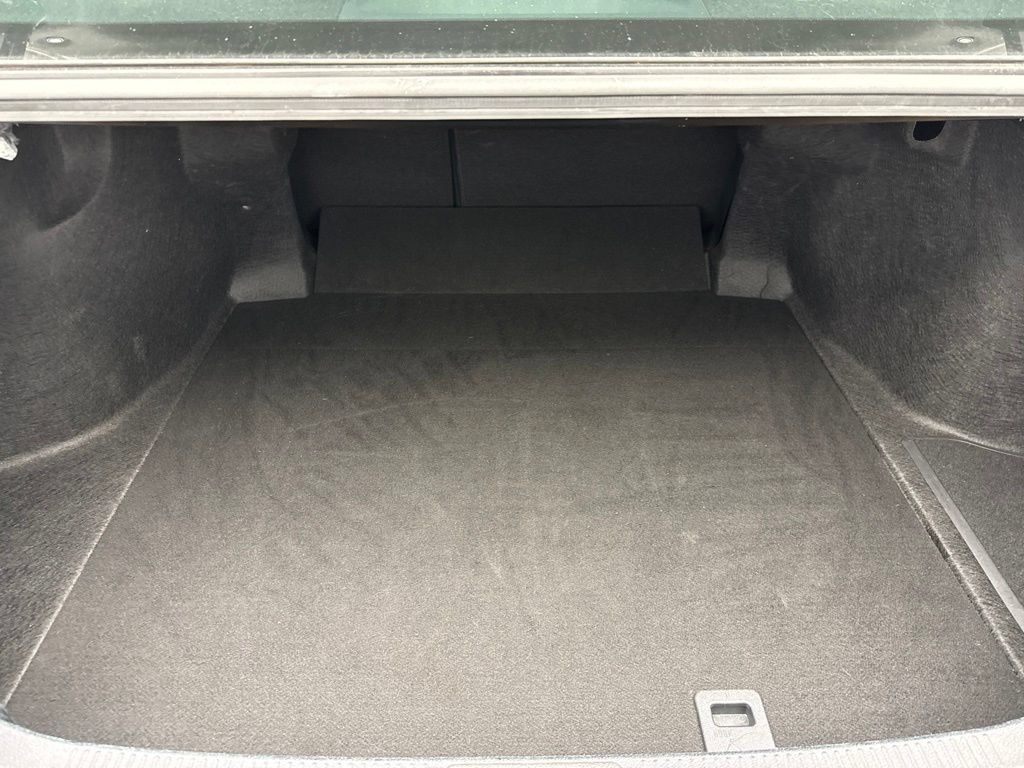 Used 2025 Toyota Camry SE FWD image 12