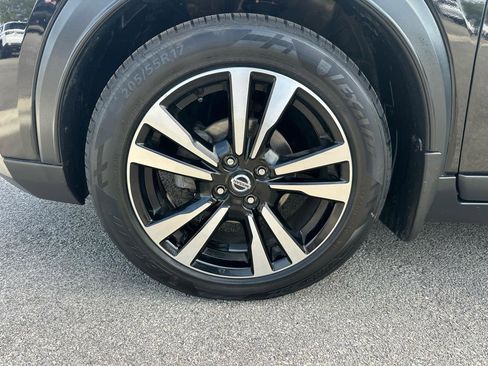 Used 2019 Nissan Kicks SV FWD image 15