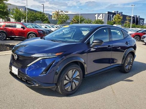 Used 2023 Nissan Ariya FWD image 7