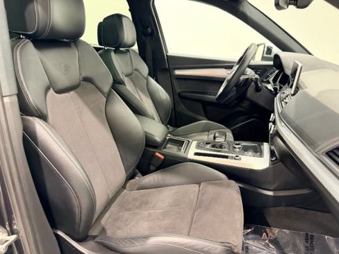 Used 2018 Audi SQ5 Premium Plus AWD/4WD image 24