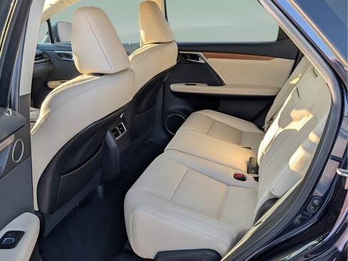 Certified 2022 Lexus RX 450h AWD w/ Premium Package image 11