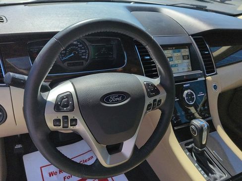 Used 2019 Ford Taurus Limited FWD image 9