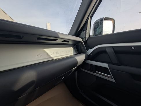 Used 2024 Land Rover Defender 110 S AWD/4WD image 35