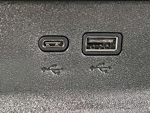 Used 2025 Chevrolet Equinox LT image 20