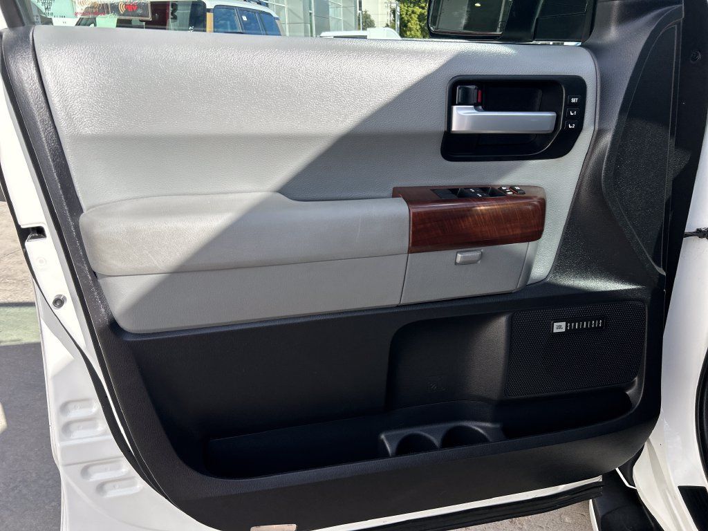 Certified 2016 Toyota Sequoia Platinum AWD/4WD image 11