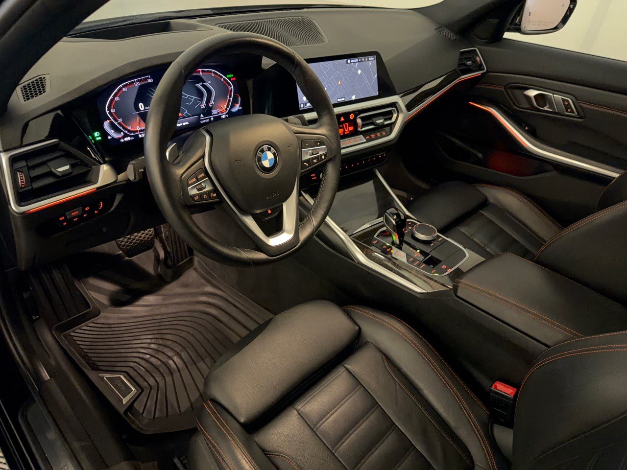 Used 2019 BMW 330i xDrive Sedan w/ Premium Package AWD/4WD image 4