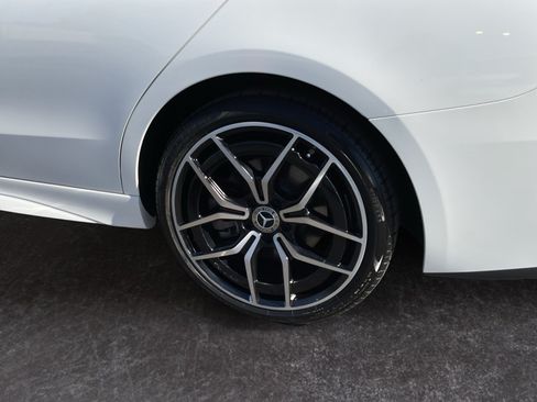 Used 2023 Mercedes-Benz C 300 Sedan image 9