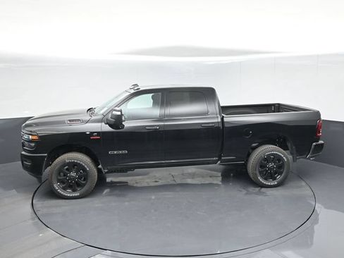 New 2026 RAM 2500 Big Horn AWD/4WD image 34