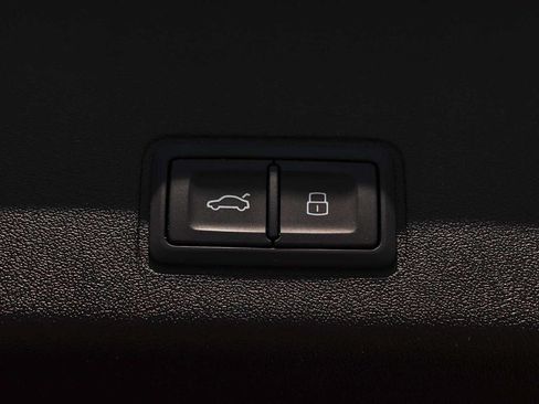 New 2026 Audi Q3 quattro 2.0T AWD/4WD image 35